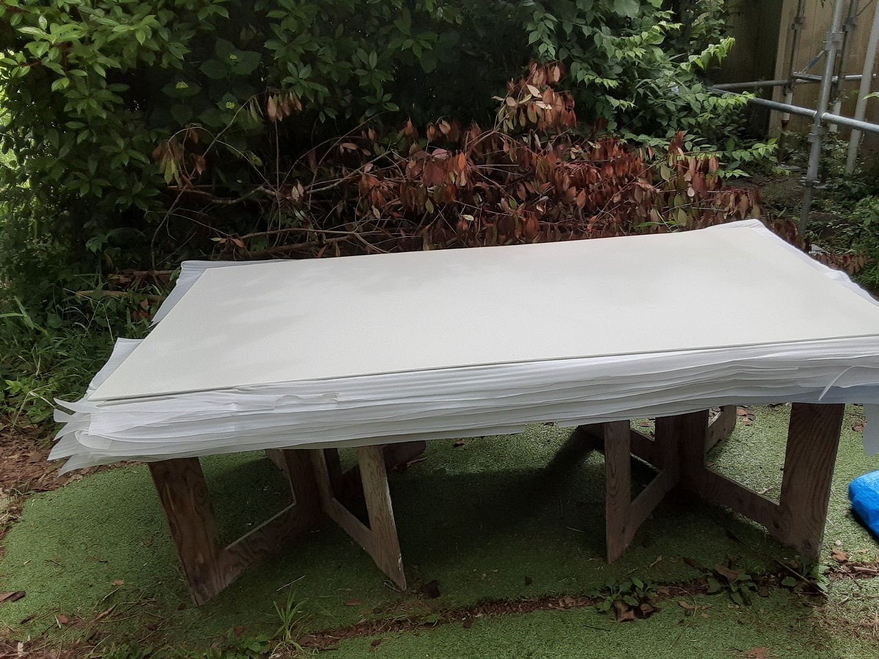 エンボスカラー